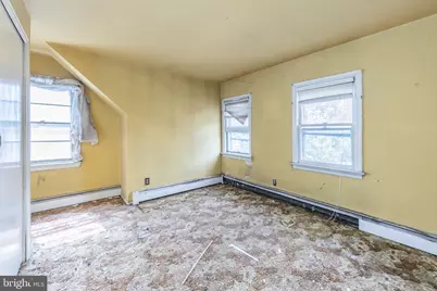 25 Adams Avenue, Bellmawr, NJ 08031 - Photo 9