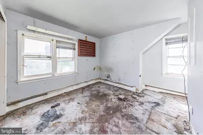 25 Adams Avenue, Bellmawr, NJ 08031 - Photo 7