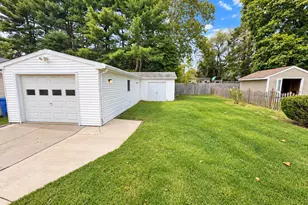 330 E Elma Ave, Laurel Springs, NJ 08021 - Photo 3