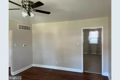 240 Wilmont Avenue, Camden, NJ 08105 - Photo 17