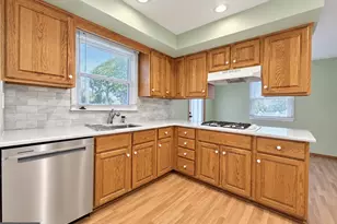 3 Stonebridge Rd, Cherry Hill, NJ 08003 - Photo 7