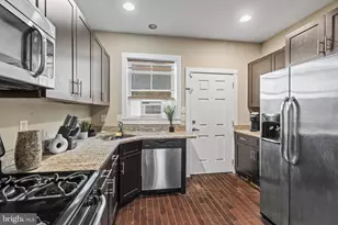 576 Berkley St, Camden, NJ 08103 - Photo 7