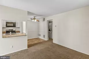 1105 Aberdeen Ln, Gloucester Township, NJ 08012 - Photo 3