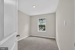 139 Essex Dr, Sicklerville, NJ 08081 - Photo 31