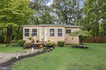 210 Garfield Avenue, Chesilhurst, NJ 08089 - Photo 1