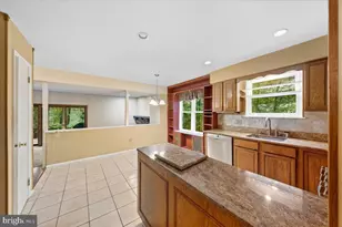 21 Chatham Dr, Voorhees, NJ 08043 - Photo 19