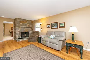 43 Edgewood Dr, Cherry Hill, NJ 08003 - Photo 21