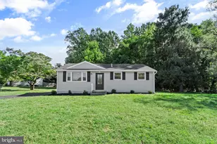718 Roberts Ave, Lindenwold, NJ 08021 - Photo 1
