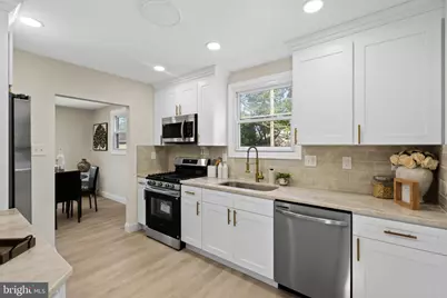 718 Roberts Avenue, Lindenwold, NJ 08021 - Photo 7