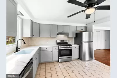 131 Sturbridge Drive, Sicklerville, NJ 08081 - Photo 3