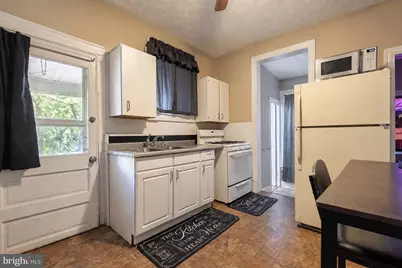 652 Spring Avenue, Collingswood, NJ 08108 - Photo 13