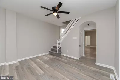 326 Clinton Street, Camden, NJ 08103 - Photo 11