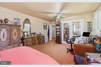 131 Holly Avenue, Berlin, NJ 08009 - Photo 15