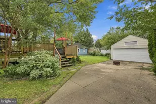 24 N Davis Ave, Audubon, NJ 08106 - Photo 23