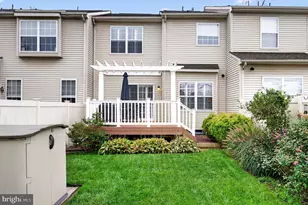 81 Glacier Dr, Berlin, NJ 08009 - Photo 5