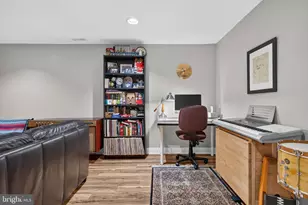 81 Glacier Dr, Berlin, NJ 08009 - Photo 33