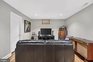 81 Glacier Dr, Berlin, NJ 08009 - Photo 29