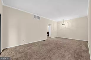 300 Uxbridge Dr, Cherry Hill, NJ 08034 - Photo 11