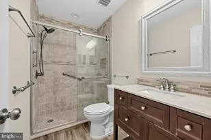 300 Uxbridge Dr, Cherry Hill, NJ 08034 - Photo 25