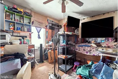 323 Byron Street, Camden, NJ 08102 - Photo 15
