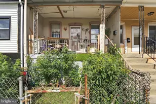 323 Byron St, Camden, NJ 08102 - Photo 3