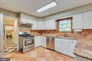 100 Kingsdale Ave, Cherry Hill, NJ 08003 - Photo 13