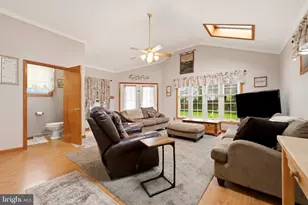 207 Massachusetts Ave, Cherry Hill, NJ 08002 - Photo 11