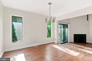 253 Uxbridge Dr, Cherry Hill, NJ 08034 - Photo 9