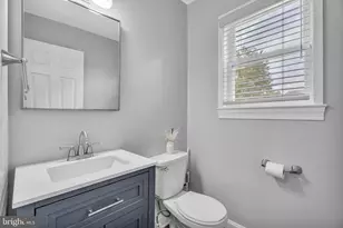 33 Berwick Ln, Sicklerville, NJ 08081 - Photo 19