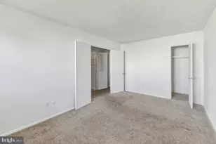 22 Lawrence Ct, Sicklerville, NJ 08081 - Photo 3