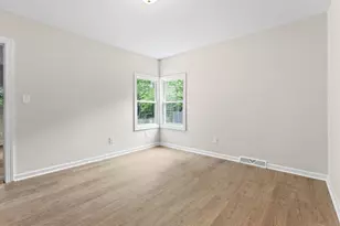 30 Oak Ln, Lindenwold, NJ 08021 - Photo 9