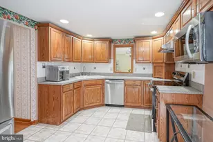 557 Covered Bridge Rd, Cherry Hill, NJ 08034 - Photo 13