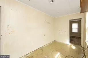 1023 N 32nd St, Camden, NJ 08105 - Photo 27