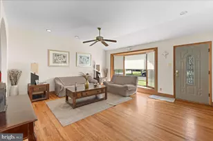 106 N Pelham Rd, Voorhees, NJ 08043 - Photo 5