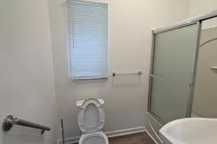 1572 Mt Ephraim Ave, Camden, NJ 08104 - Photo 5