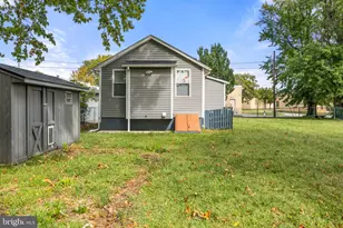 908 Cherry St, Gloucester City, NJ 08030 - Photo 17