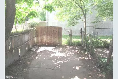 724 Spruce Street, Camden, NJ 08103 - Photo 19