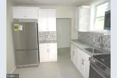 724 Spruce Street, Camden, NJ 08103 - Photo 7