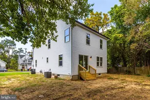325 Larch Ave, Berlin, NJ 08091 - Photo 37