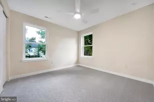 325 Larch Ave, Berlin, NJ 08091 - Photo 23