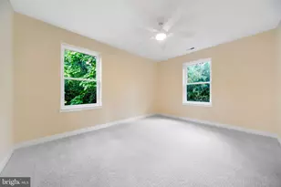 325 Larch Ave, Berlin, NJ 08091 - Photo 17
