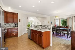 18 Bridle Ct, Cherry Hill, NJ 08003 - Photo 9