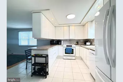 237 5th Avenue W, Cherry Hill, NJ 08002 - Photo 13