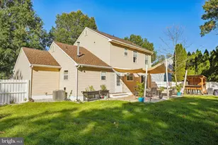 140 Ebbetts Dr, Waterford Township, NJ 08004 - Photo 25