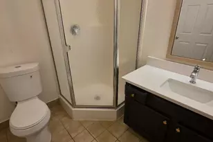 102 Royal Ct Ln N, Camden, NJ 08103 - Photo 13