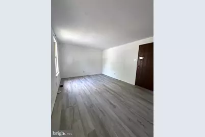 1910 Greenwood Drive, Lindenwold, NJ 08021 - Photo 11