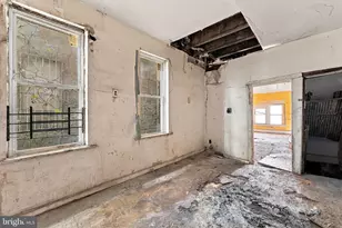 687 Fairview St, Camden, NJ 08104 - Photo 7