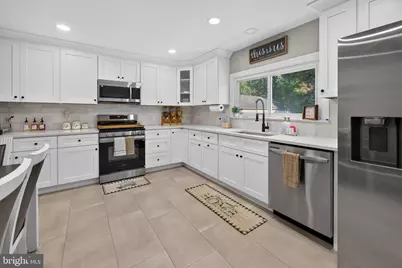 212 Summit Avenue, Gloucester Township, NJ 08012 - Photo 9