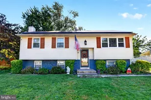 15 Lynn Dr, Sicklerville, NJ 08081 - Photo 1