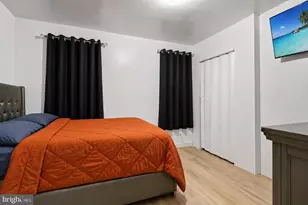 977 Florence Street S, Camden, NJ 08104 - Photo 11